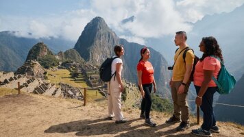 20 Day Majestic Peru & Southern Galapagos Cruise (Grand Queen Beatriz) (Intrepid)