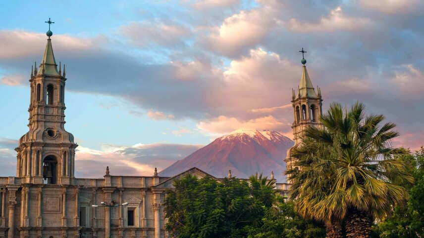 Majestic Peru & Southern Galapagos Cruise (Grand Queen Beatriz)
