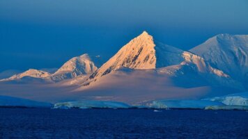 15 Day Ultimate Antarctic Circle Crossing (Ocean Albatros) (Intrepid)