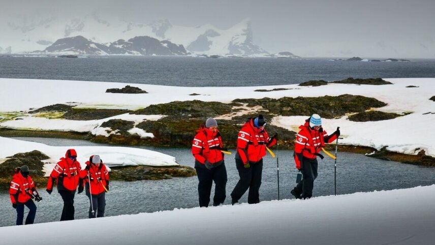 Ultimate Antarctic Circle Crossing (Ocean Albatros)