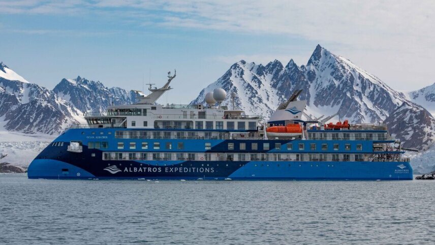 Ultimate Antarctic Circle Crossing (Ocean Albatros)