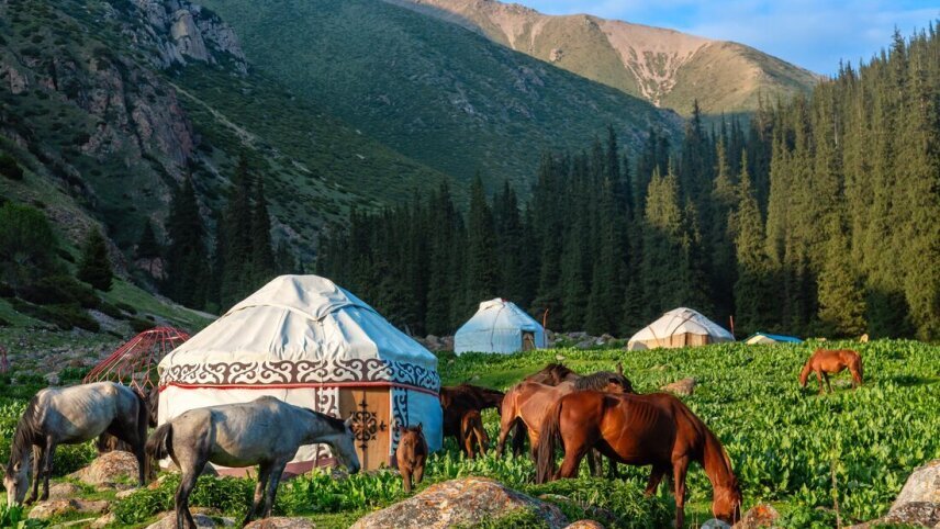 Kyrgyzstan: Trekking the Tien Shan Trails