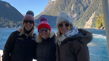 8 or 9 Day New Zealand South Island Express (Intrepid Travel)