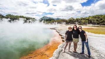 7 Day New Zealand North Island Adventure (Intrepid)
