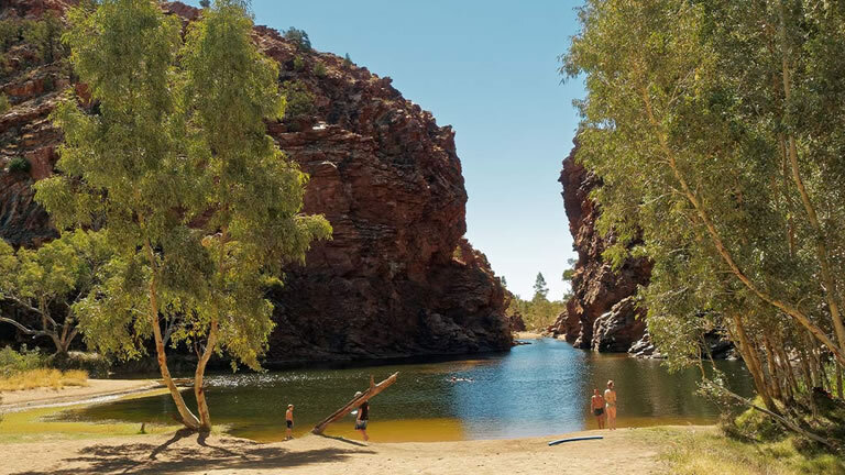 Red Centre & Uluru Explorer