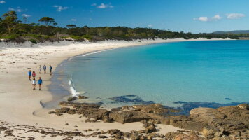 4 Day Tasmania's Maria Island Walk (Portered) (Intrepid)