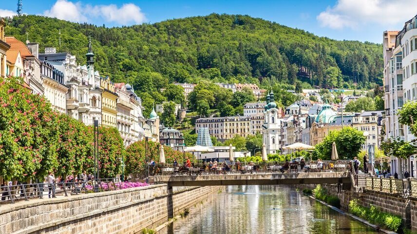 Prague Short Break: City & Beyond