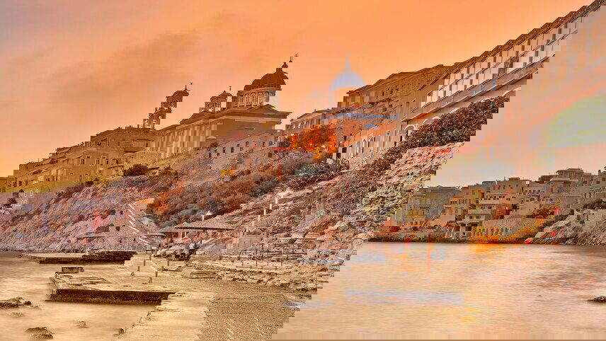 Sail Greece: Santorini to Mykonos