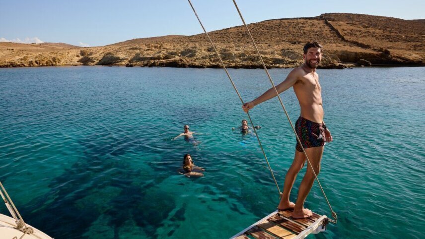 Sail Greece: Santorini to Mykonos