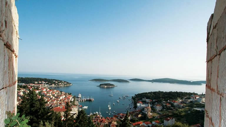 Croatia Sailing Adventure: Dubrovnik to Split