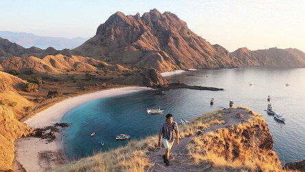 19 Day Epic Indonesia (Intro Travel)