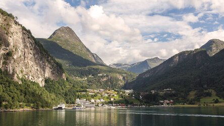 12 Day Timeless Scandinavia (Luxury Gold)