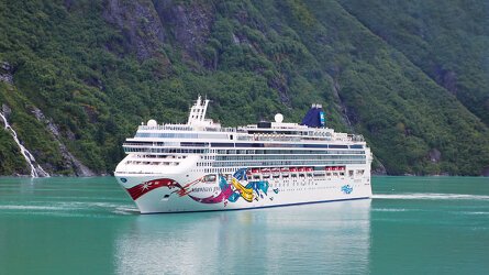 Norwegian Jewel - Reviews, Deckplans & Cruise Schedule - Norwegian ...