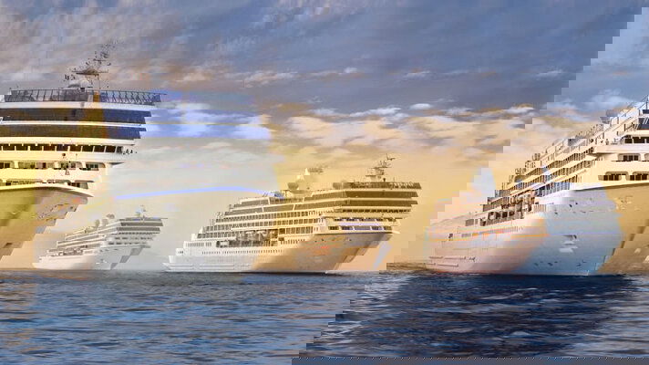 Intimate & Luxurious Fleet