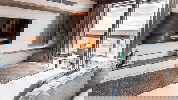 Ocean Facing Staterooms and Suites