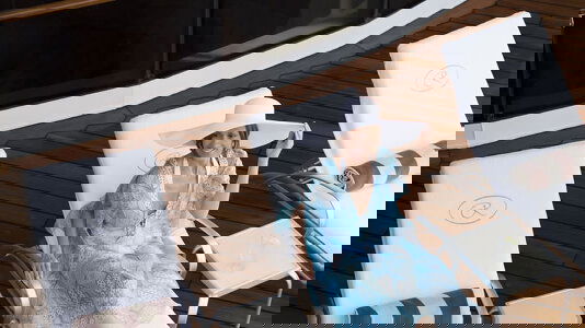 Luxury Cruises Cruises)