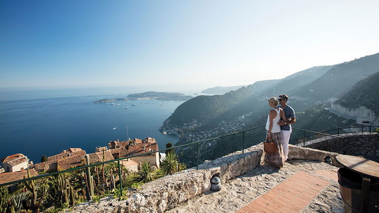 See the World with Regent’s Complimentary Shore Excursions