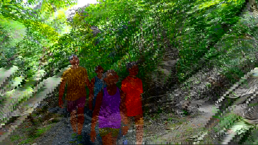 Royal Beach Club Lelepa & South Pacific