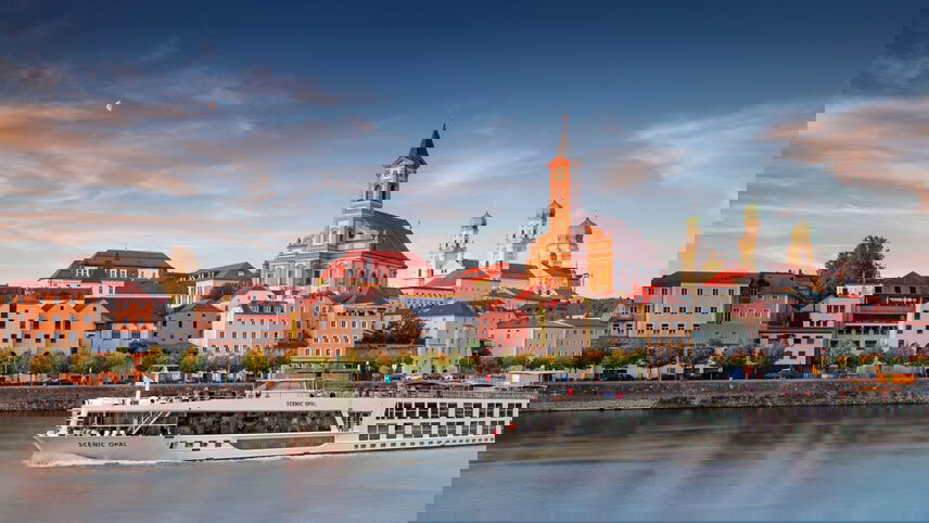 Danube Christmas Markets with Prague