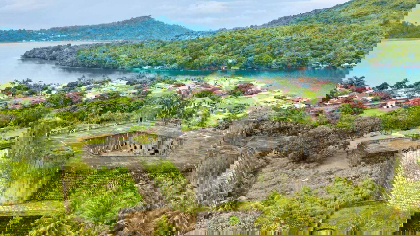 Secrets of Indonesia: Spice Islands & Raja Ampat