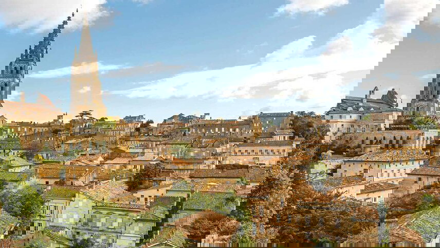 Beautiful Bordeaux & Unforgettable Douro with Madrid