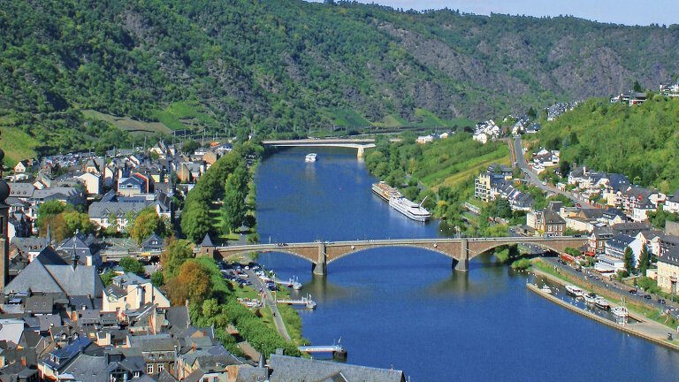 Charming Castles & Vineyards of the Rhine & Moselle with Switzerland