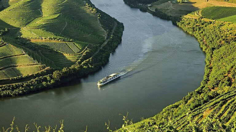 Delightful Douro with Lisbon & Madrid