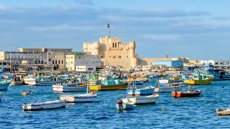 Contrasts of Egypt & Jordan