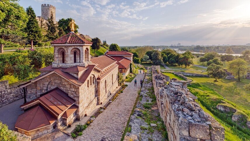 Eastern Europe & Balkans Unveiled & Gems of the Danube with Transylvania & Prague