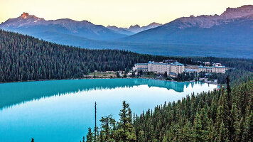 29 Day Highlights of the Rockies & the Best of the East (Scenic)