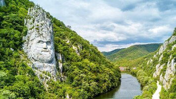 30 Day Jewels of Europe & Lower Danube Discovery (Scenic)