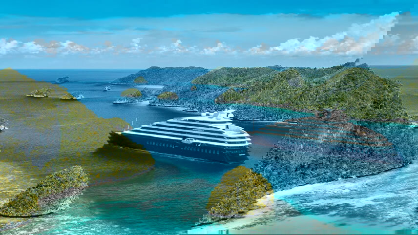 Secrets of Indonesia: Spice Islands & Raja Ampat