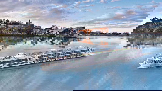 Scenic Sapphire Scenic Sapphire