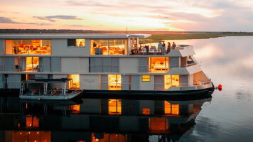14 Day Southern Africa Discovery with Zambezi Queen (Scenic)