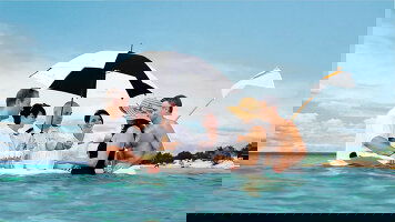 Savour Caviar in the Surf