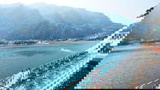 Mediterranean Cruises)