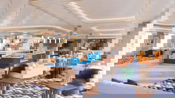 The Colorful Arts Café