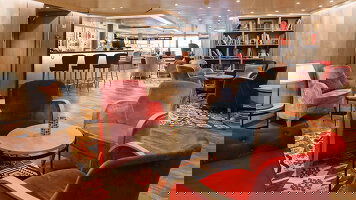 The Colorful Arts Café