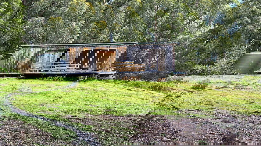 Bruny Island (Long Weekend)