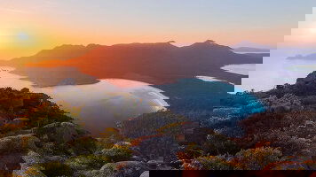 Wineglass Bay Sail Walk
