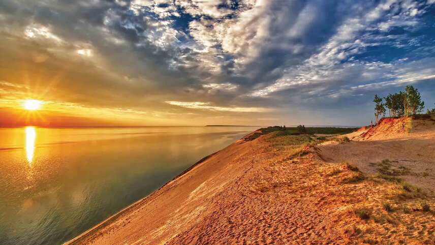 Michigan's Lakes & Mackinac Island