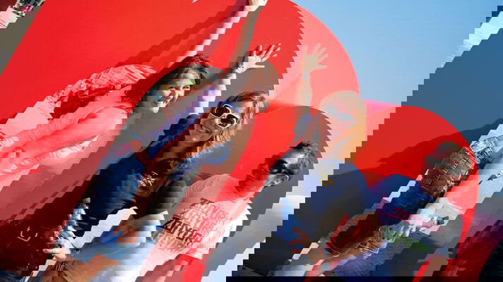 Why Choose To Travel with TopDeck?