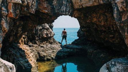 16 Day Play & Pause: Southeastern Europe Highlights (Topdeck)