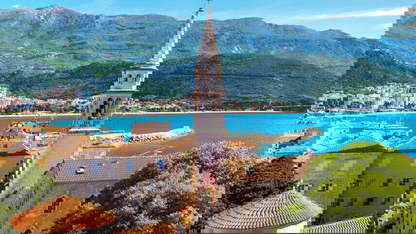 South Balkans: Bays & Bazaars