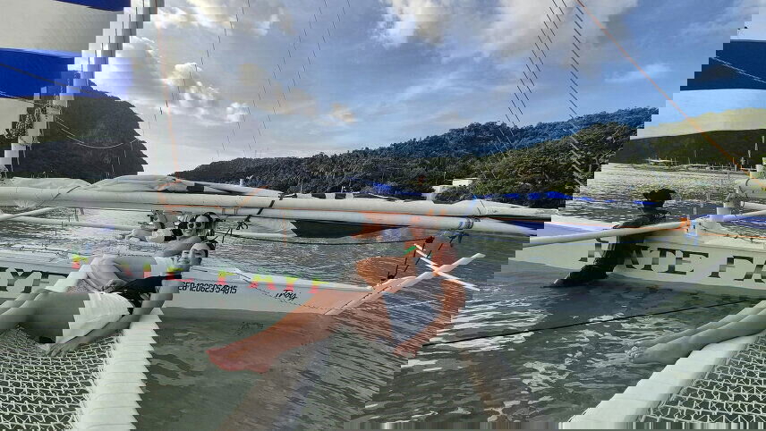 Philippines: Snorkel and Stargaze