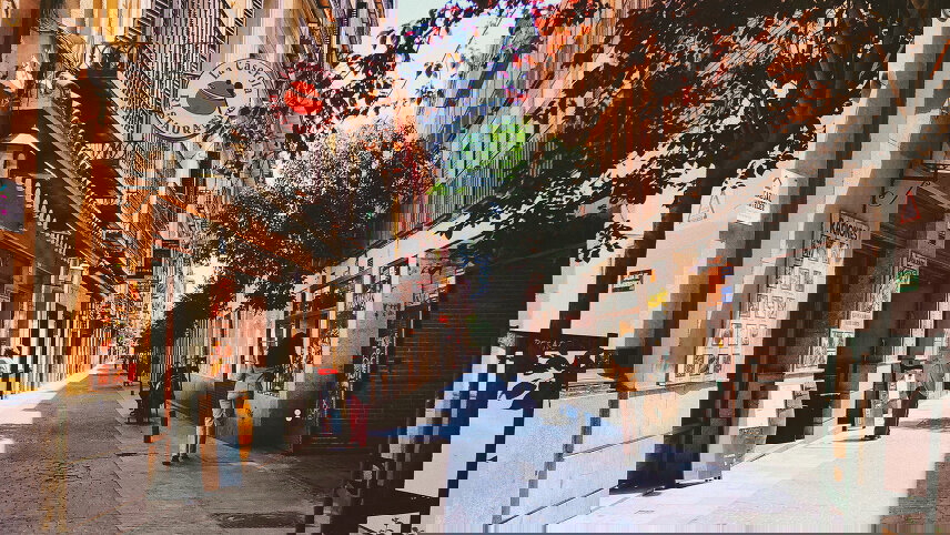 Spain & Portugal: Tapas & Traditions