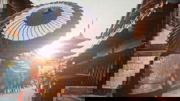 Must-sees to Local Secrets