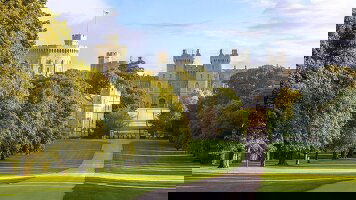 9 Day London and Paris Explorer (Winter) (Trafalgar)