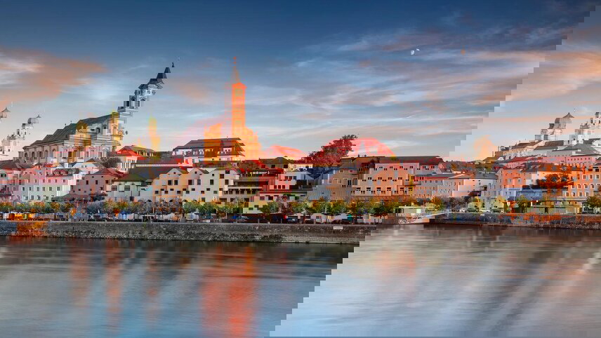 Highlights of the Danube with Munich and Prague