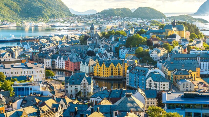Norwegian Fjords with The Hague